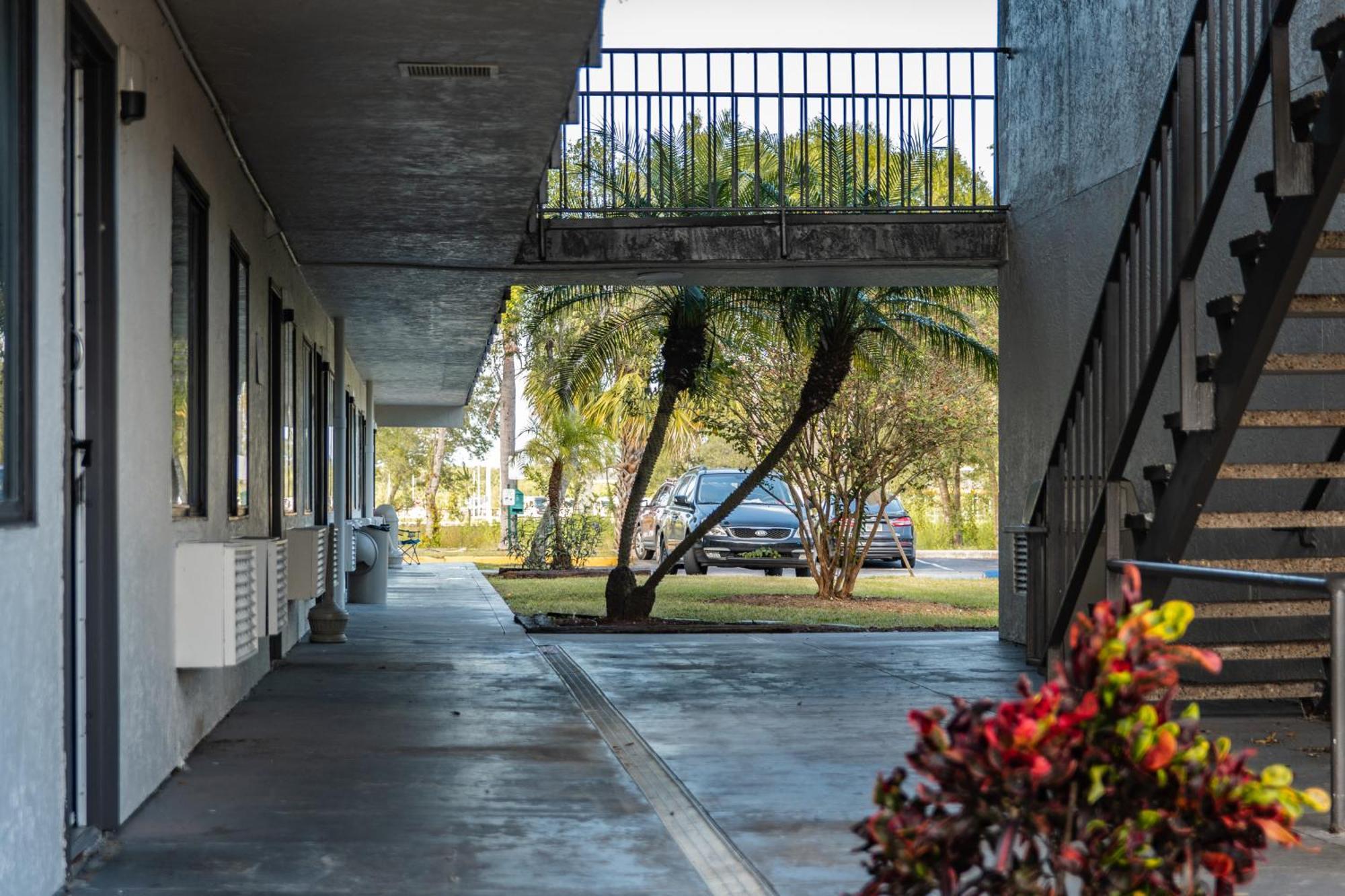 Motel 6-Ft. Pierce, Fl Форт Пирс Экстерьер фото