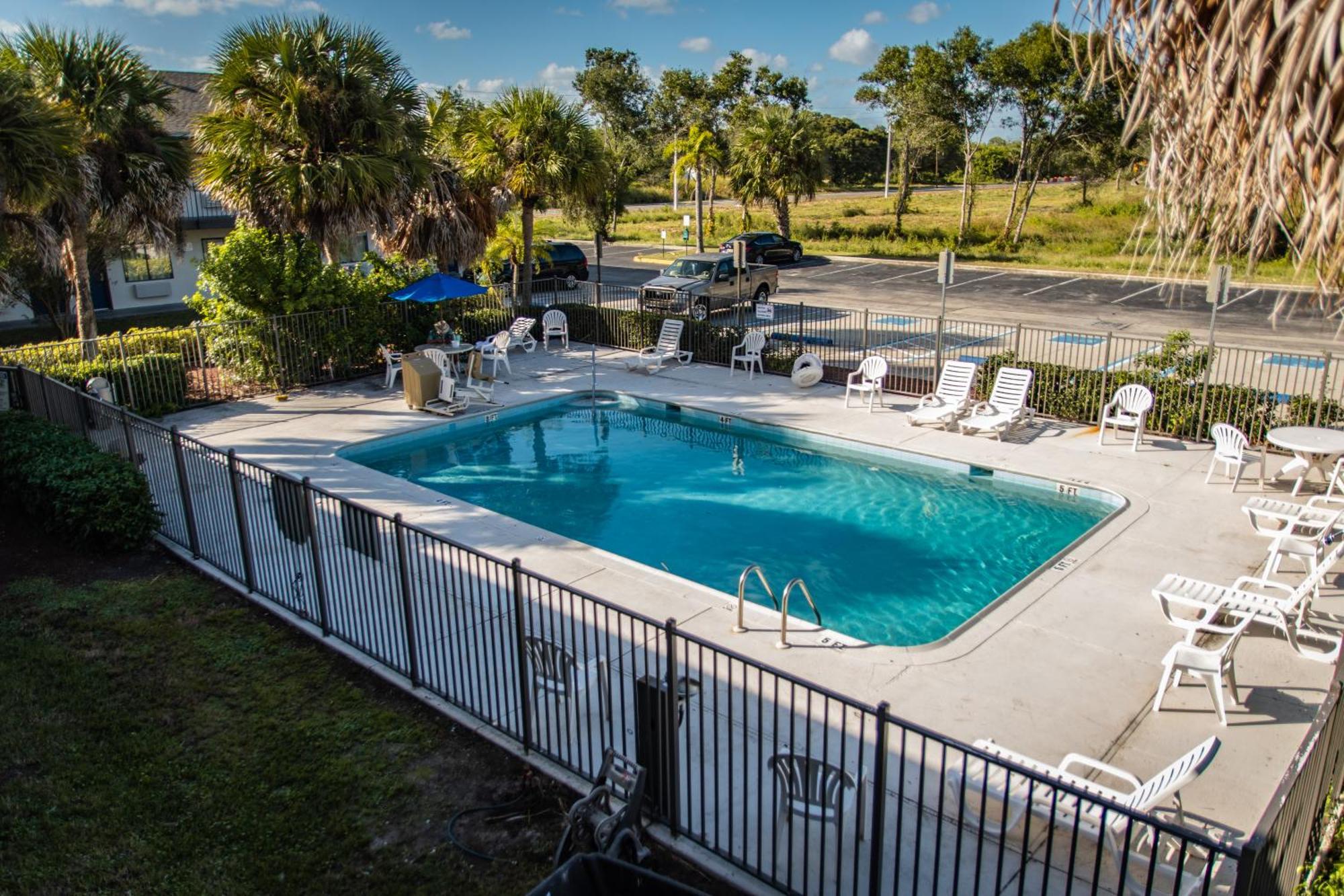 Motel 6-Ft. Pierce, Fl Форт Пирс Экстерьер фото