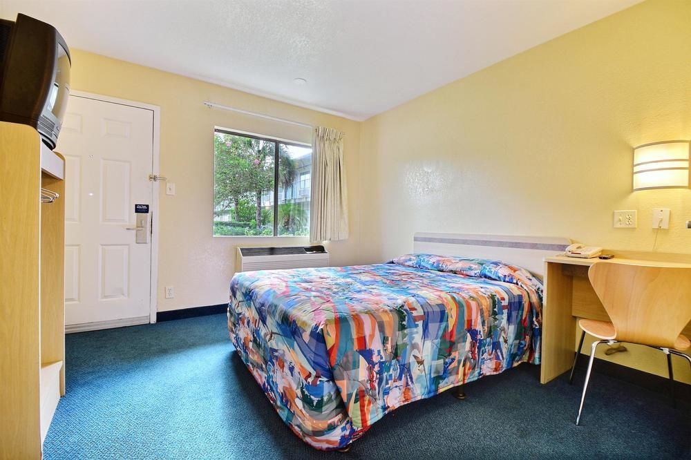 Motel 6-Ft. Pierce, Fl Форт Пирс Экстерьер фото