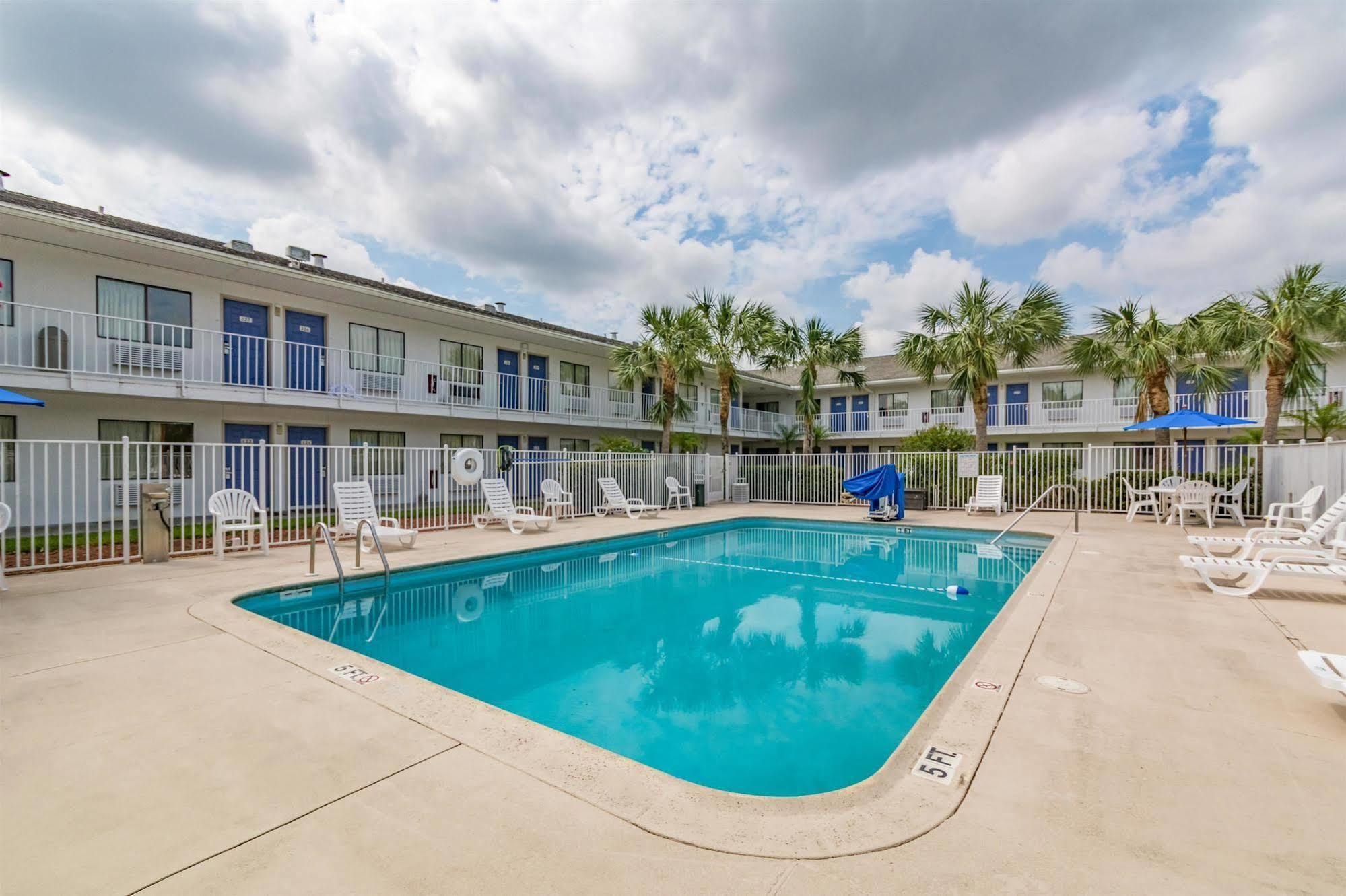 Motel 6-Ft. Pierce, Fl Форт Пирс Экстерьер фото